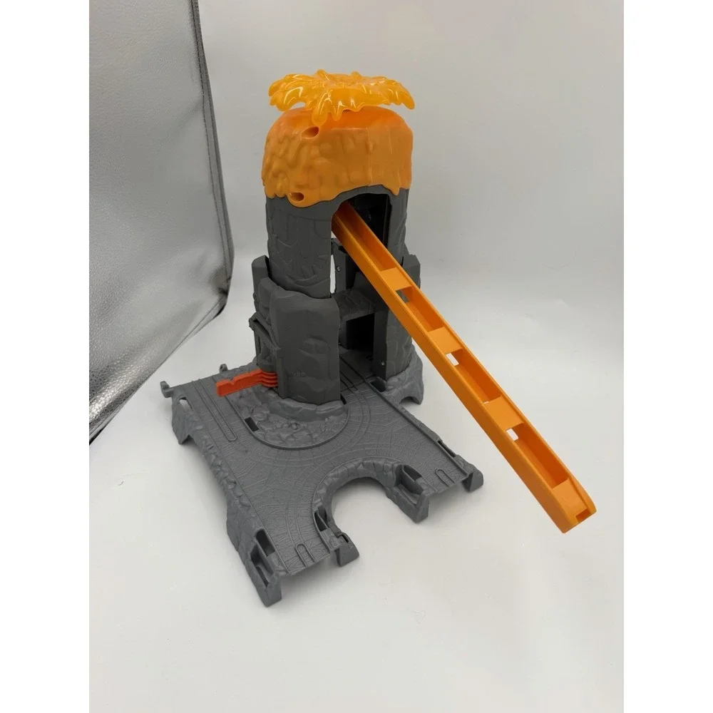 Thomas & Friends TrackMaster Volcano Drop Motorized Volcano Playset Fisher-